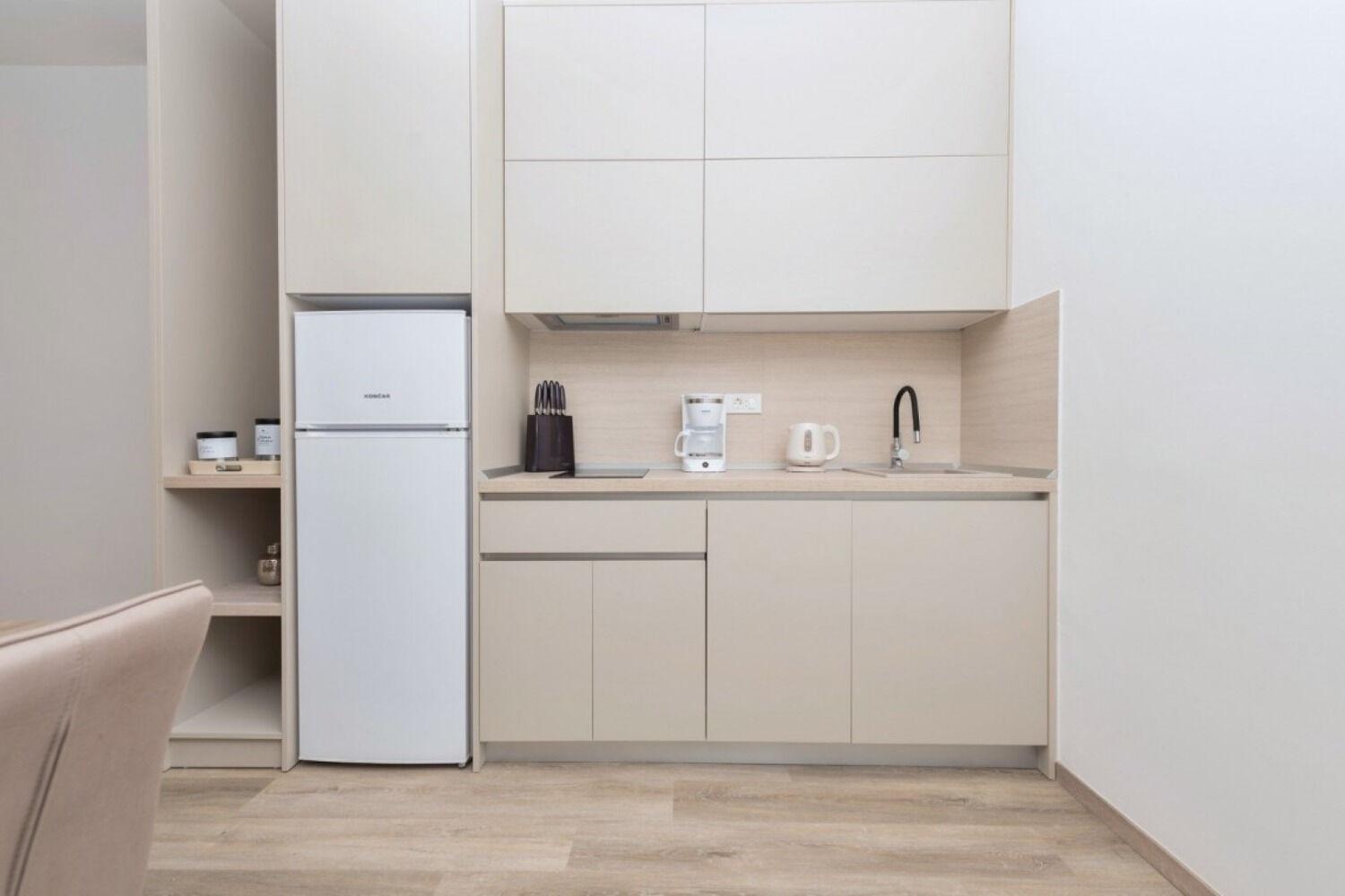 Apartments Mari - 40M From The Beach Makarska Zewnętrze zdjęcie