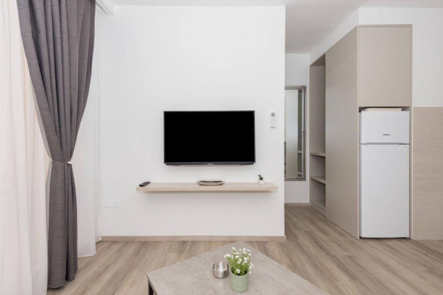 Apartments Mari - 40M From The Beach Makarska Zewnętrze zdjęcie
