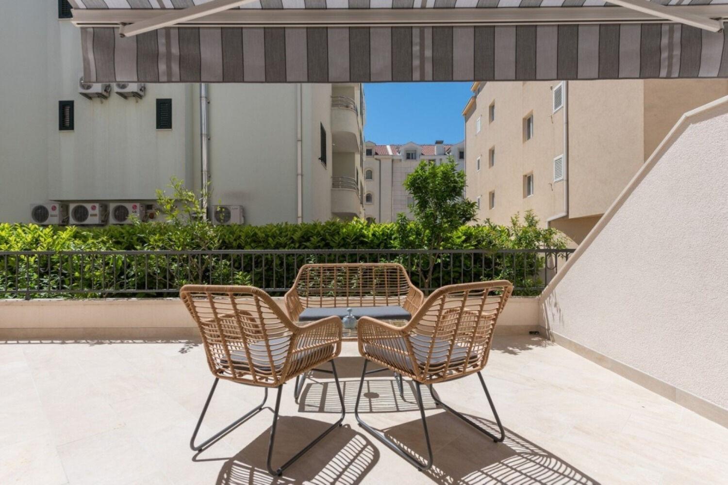 Apartments Mari - 40M From The Beach Makarska Zewnętrze zdjęcie