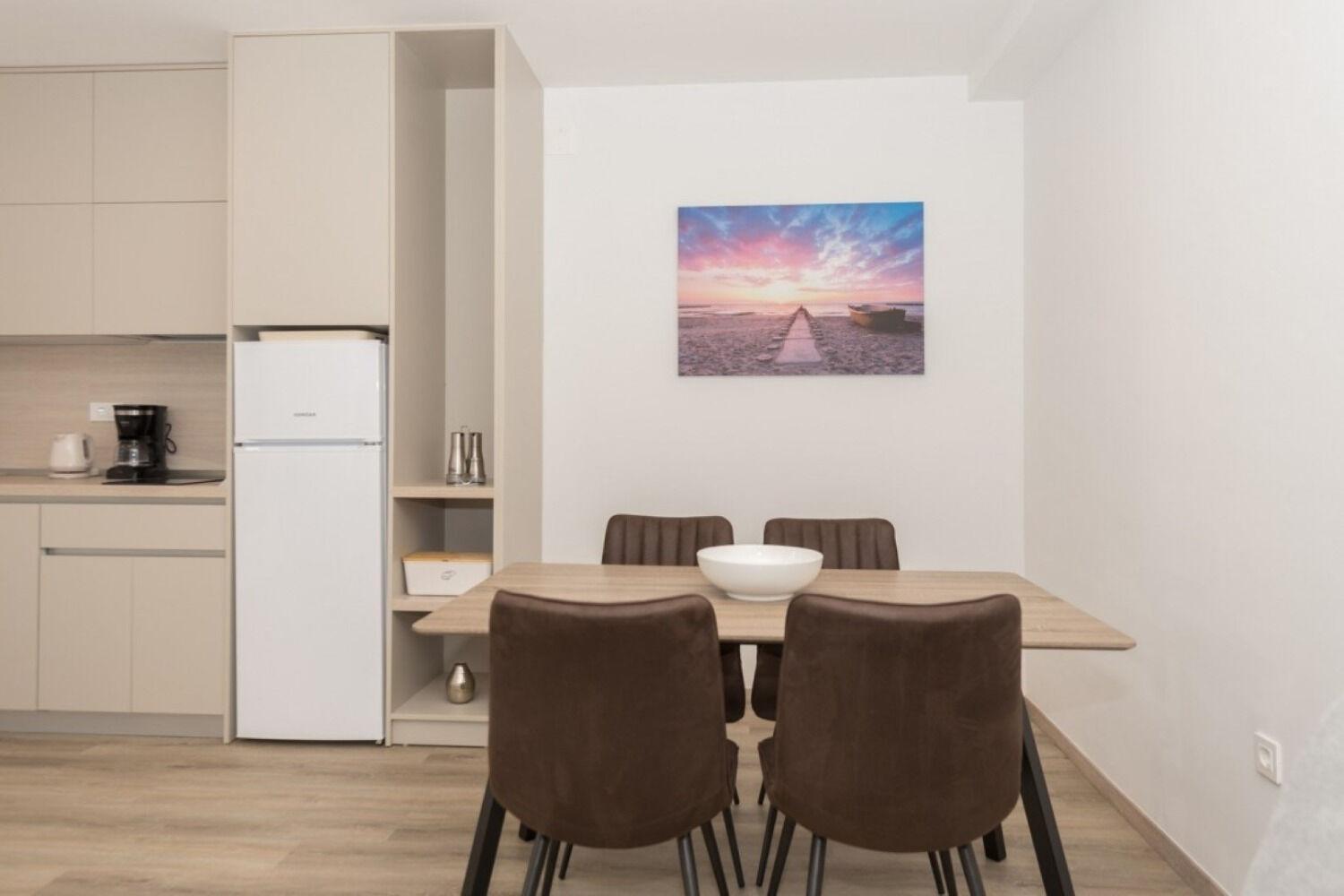 Apartments Mari - 40M From The Beach Makarska Zewnętrze zdjęcie